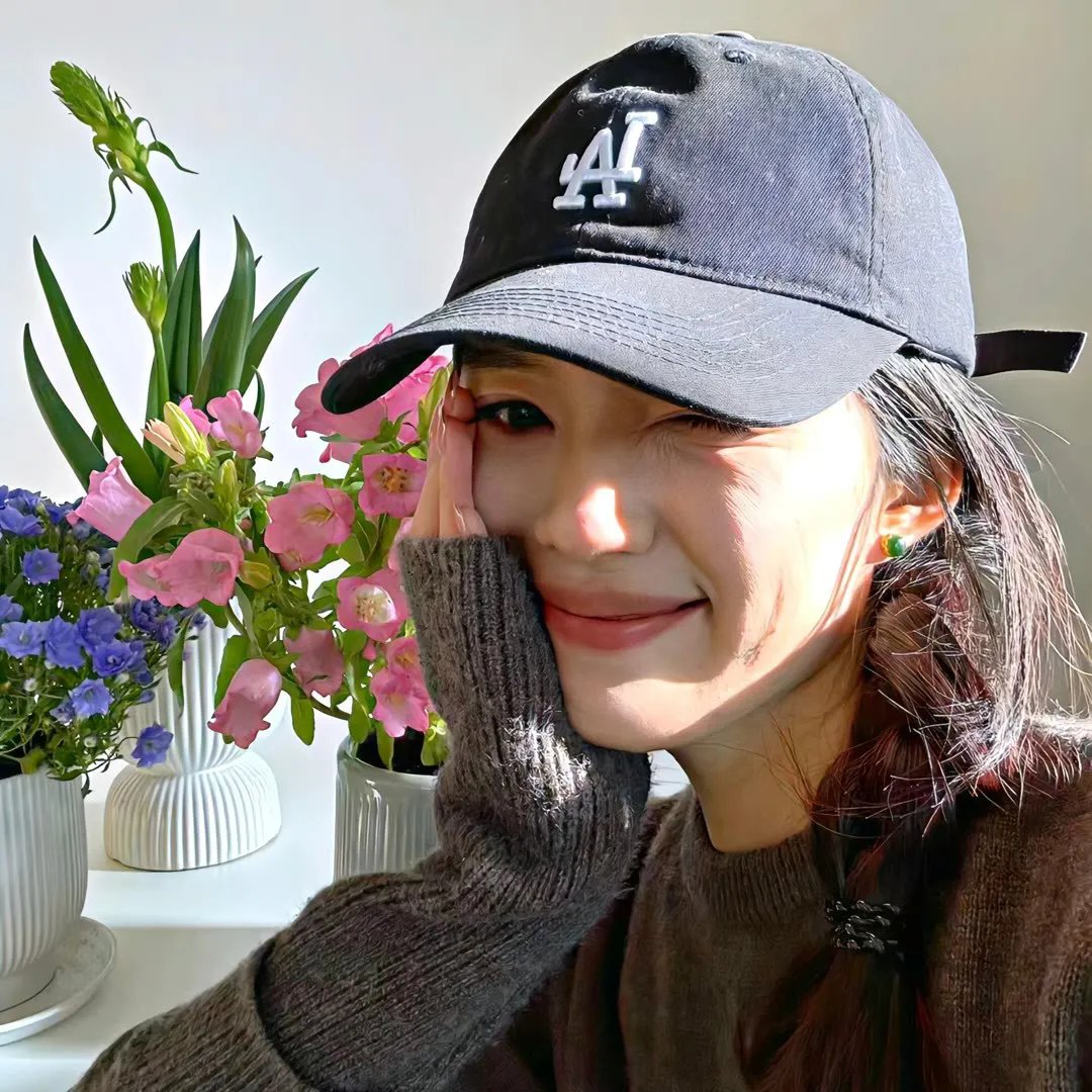 推动摇篮的手2025 封面